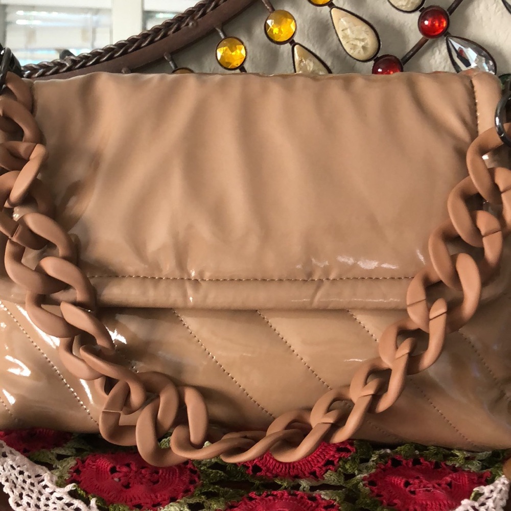 THINK ROYLN Nude/Tan Quilted Crossbody Bag with Chunky Chain Strap